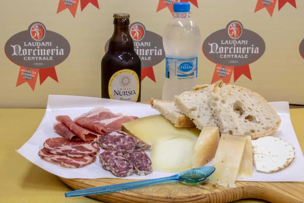 Taglieri di Salumi a Norcia