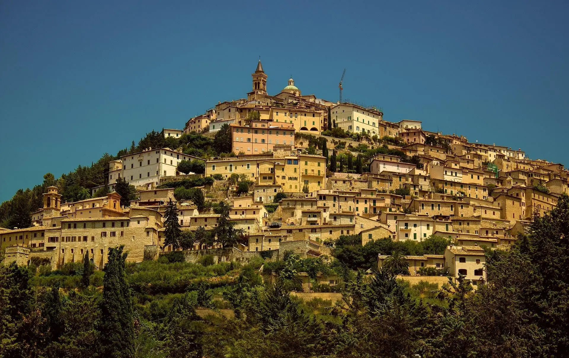 Umbria Trevi cose da sapere prima di mettersi al volante