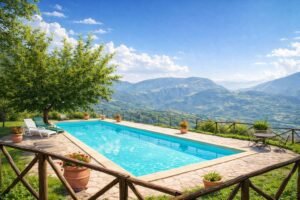 foto panoramica piscina in valnerina agriturismo santa serena